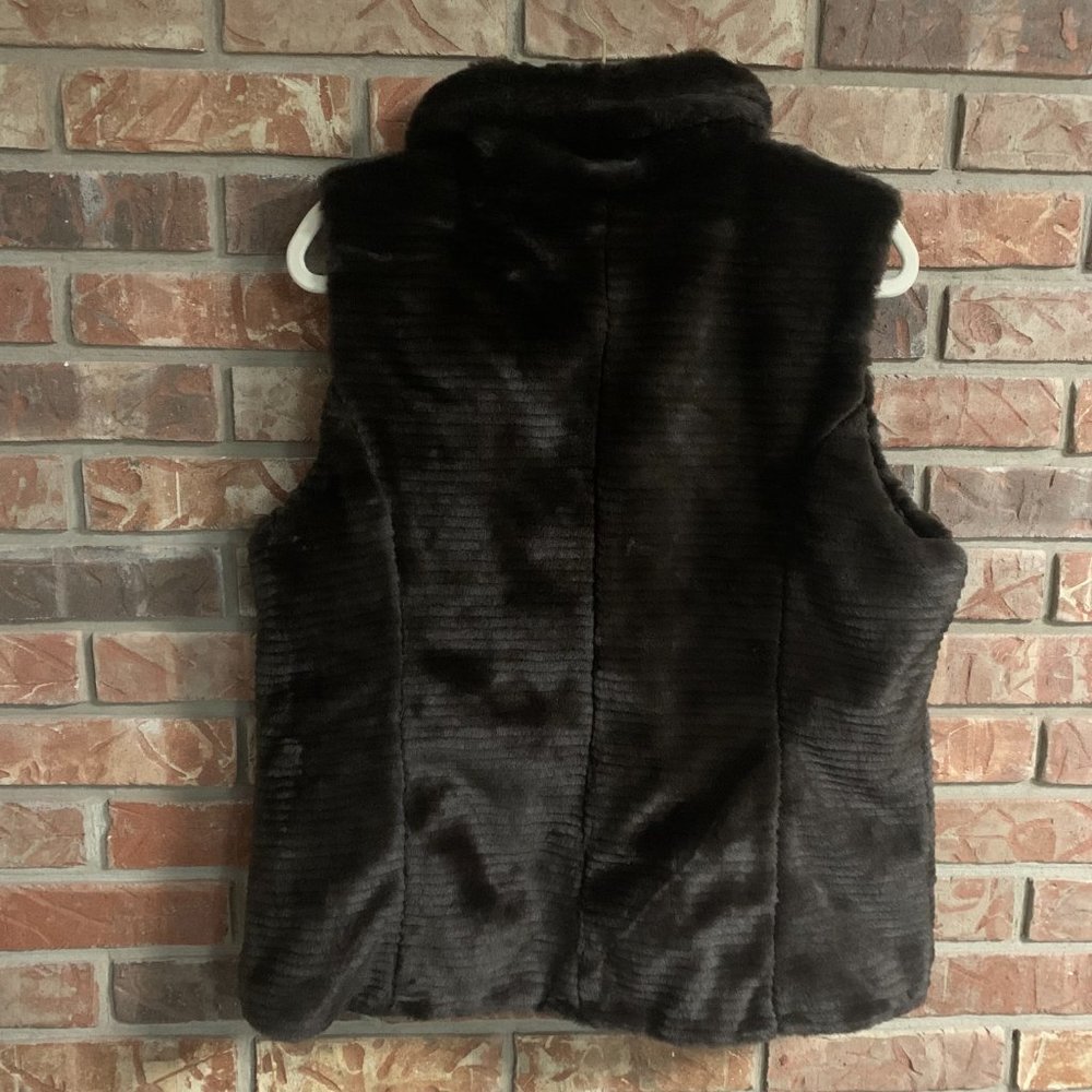Liz Claiborne Reversible Ribbed Faux Fur Full Zip Up Brown X-Large Women Vest - Picture 3 of 10